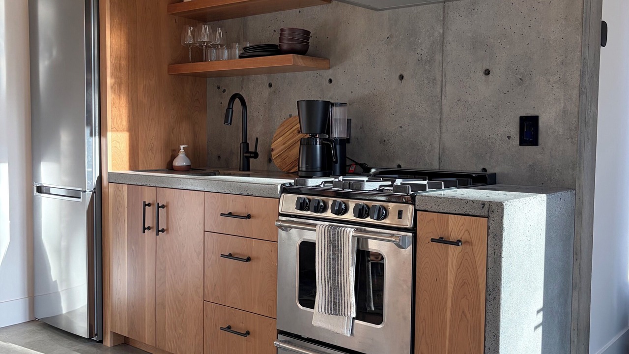 Photo of Kitchen in Lake Cowichan