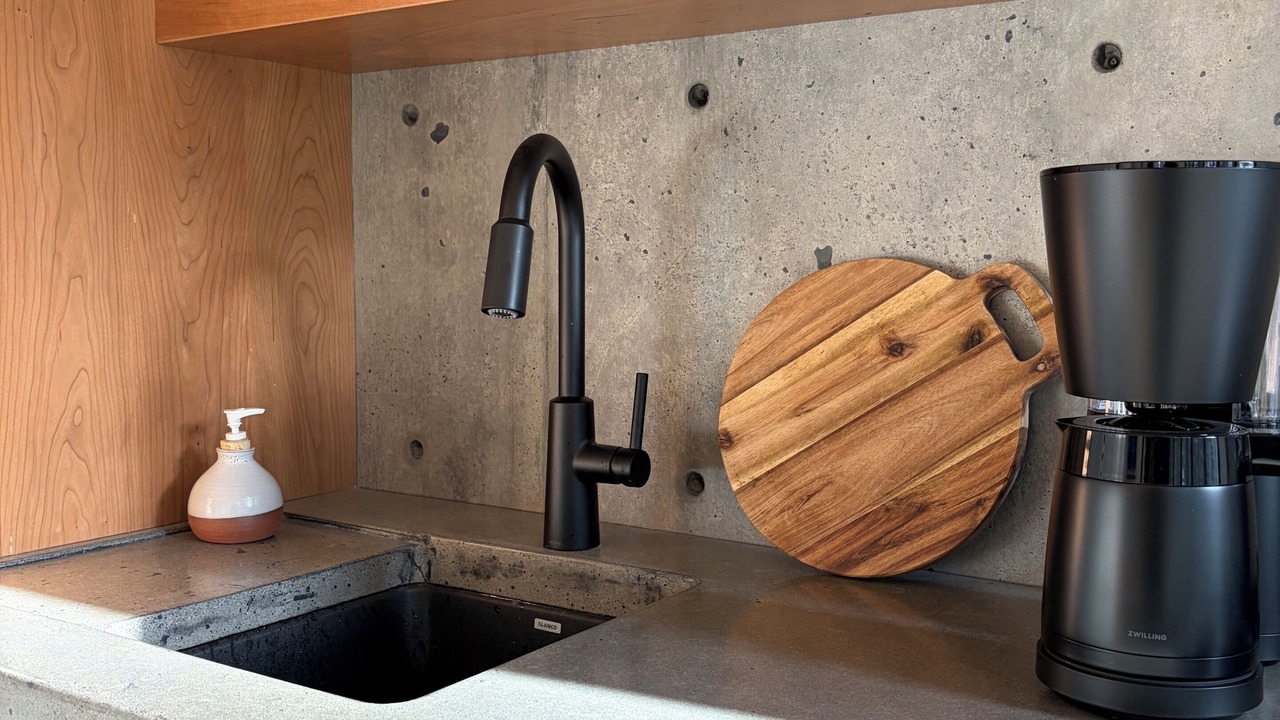 Photo of Kitchen in Lake Cowichan