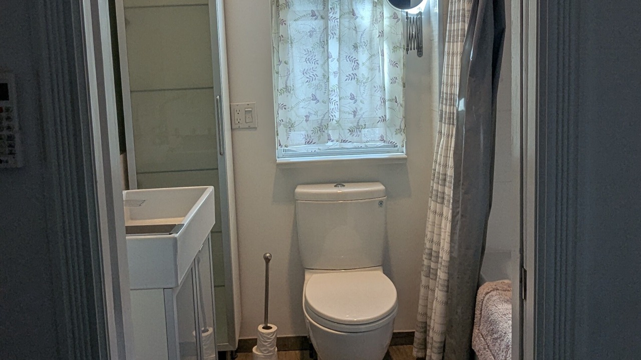 Photo of Bathroom in Trinity - Bellwoods