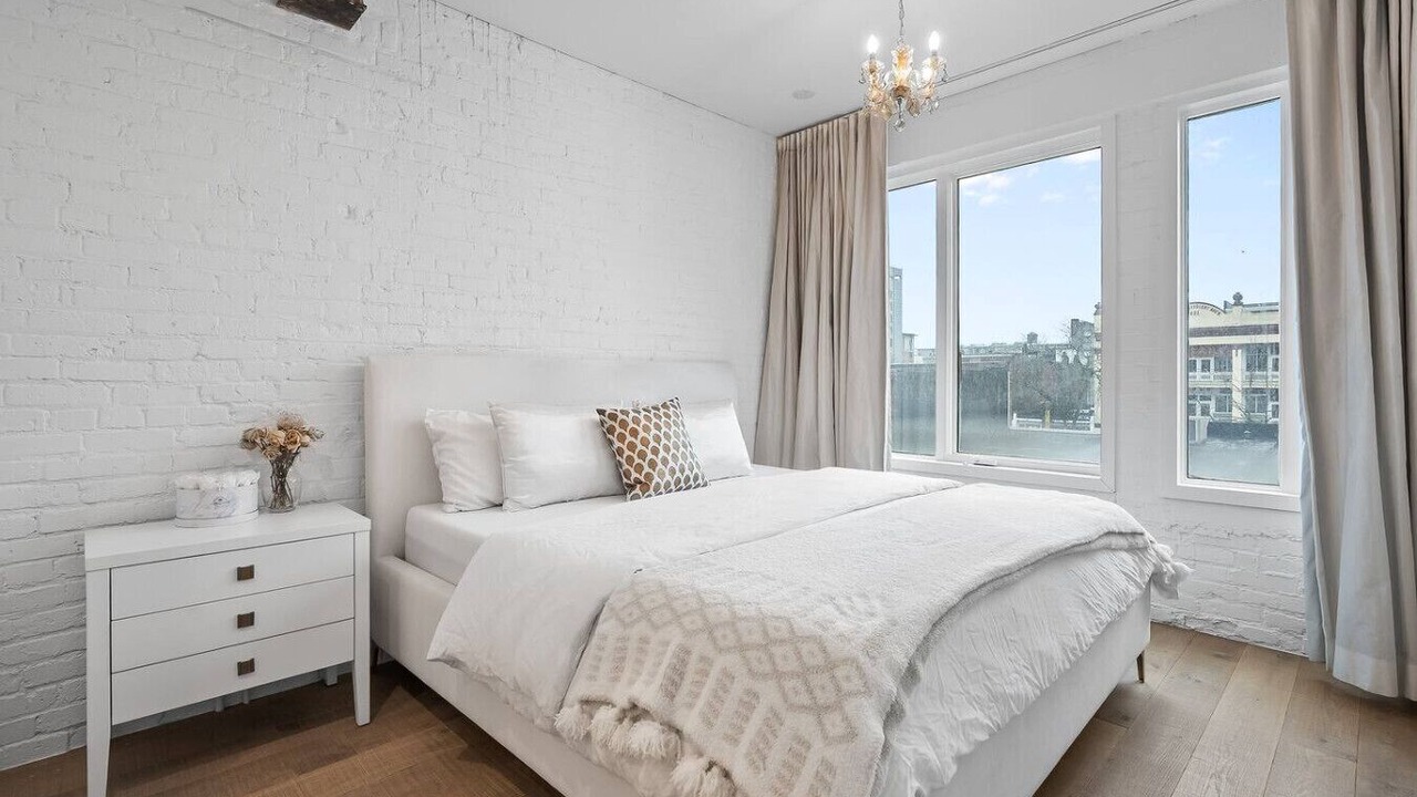 Photo of Bedroom in Chinatown