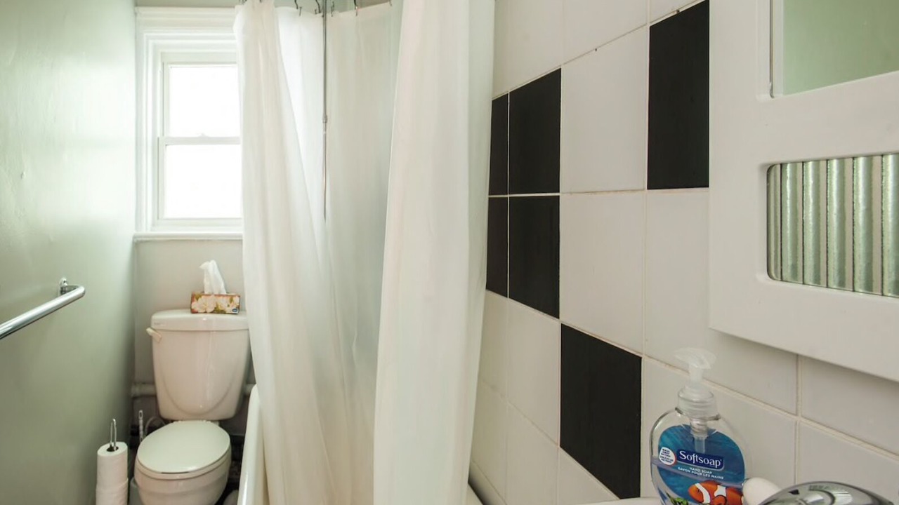 Photo of Bathroom in Koreatown