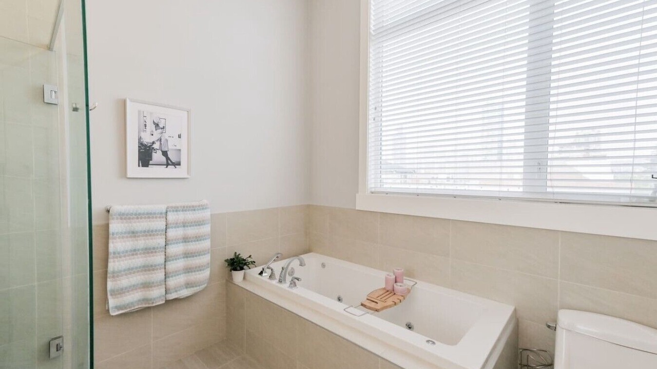 Photo of Bathroom in Sunalta
