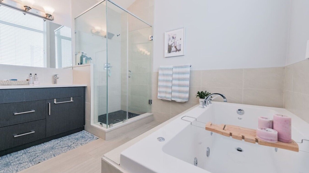 Photo of Bathroom in Sunalta
