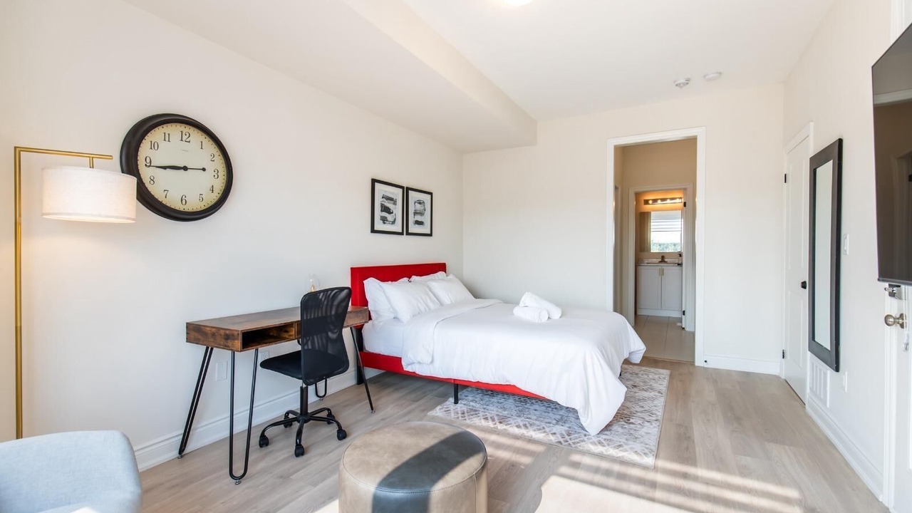 Photo of Bedroom in Oakville