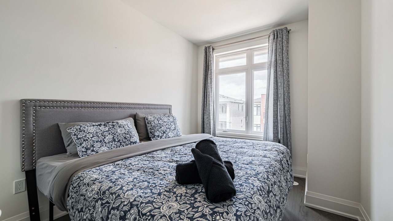 Photo of Bedroom in Oakville