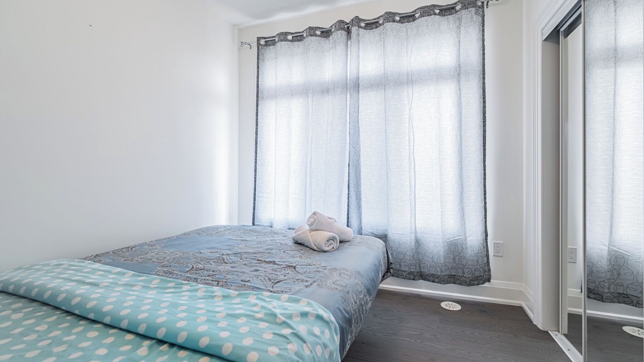 Photo of Bedroom in Oakville