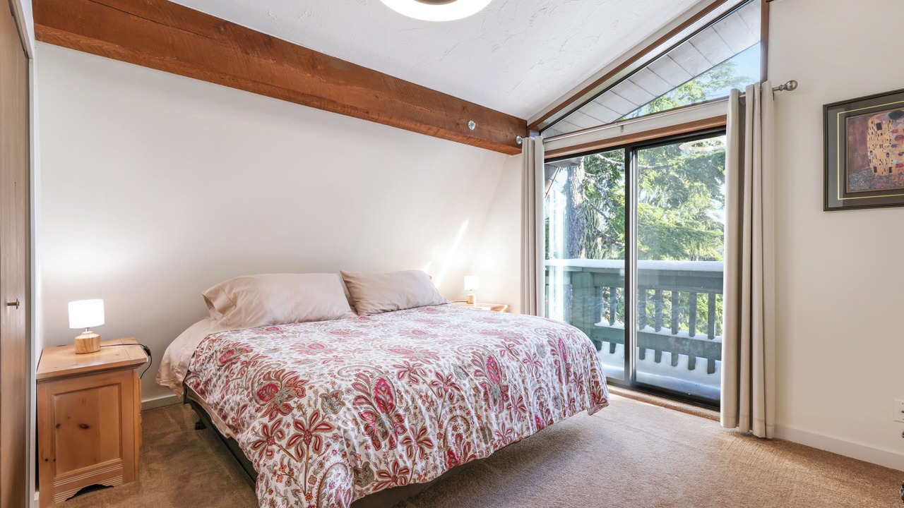 Photo of Bedroom in Courtenay