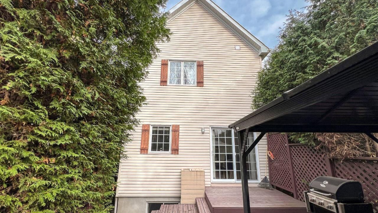 Photo of Outdoor in Laval