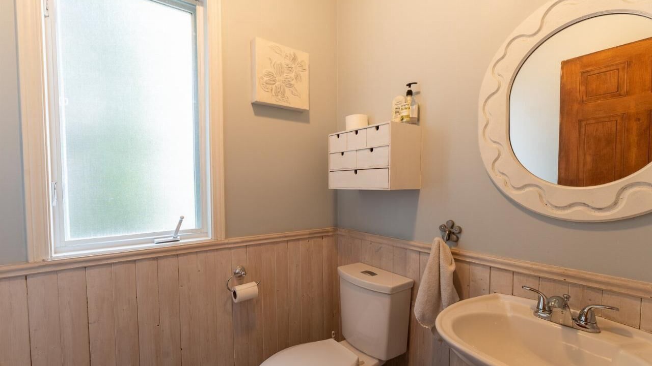Photo of Bathroom in Laval