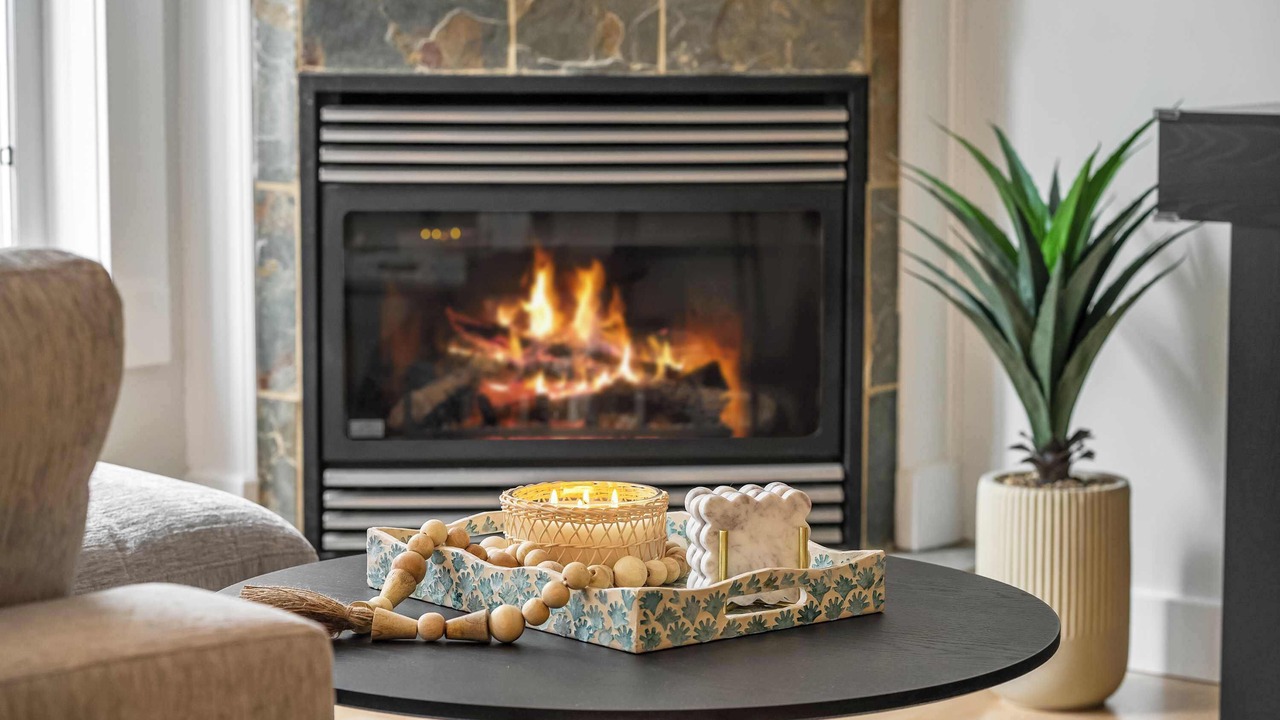Photo of Livingroom in Sylvan Lake