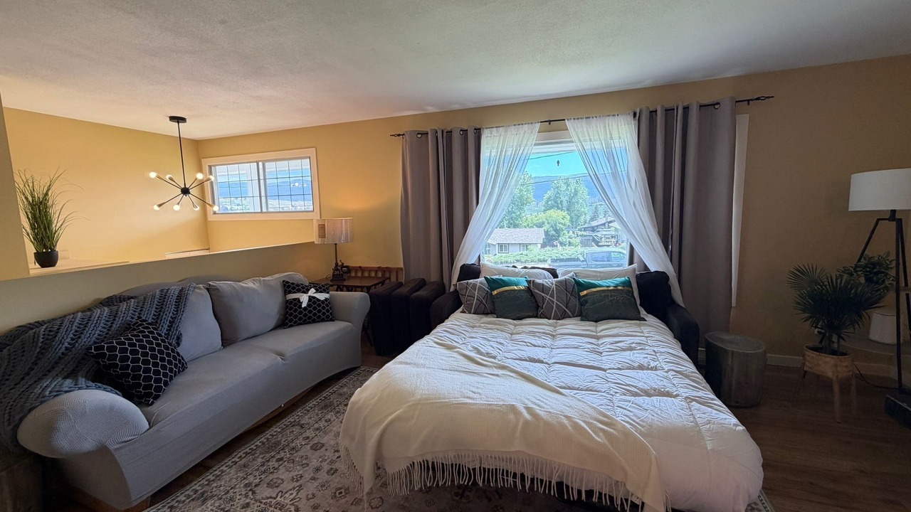 Photo of Bedroom in Black Mountain