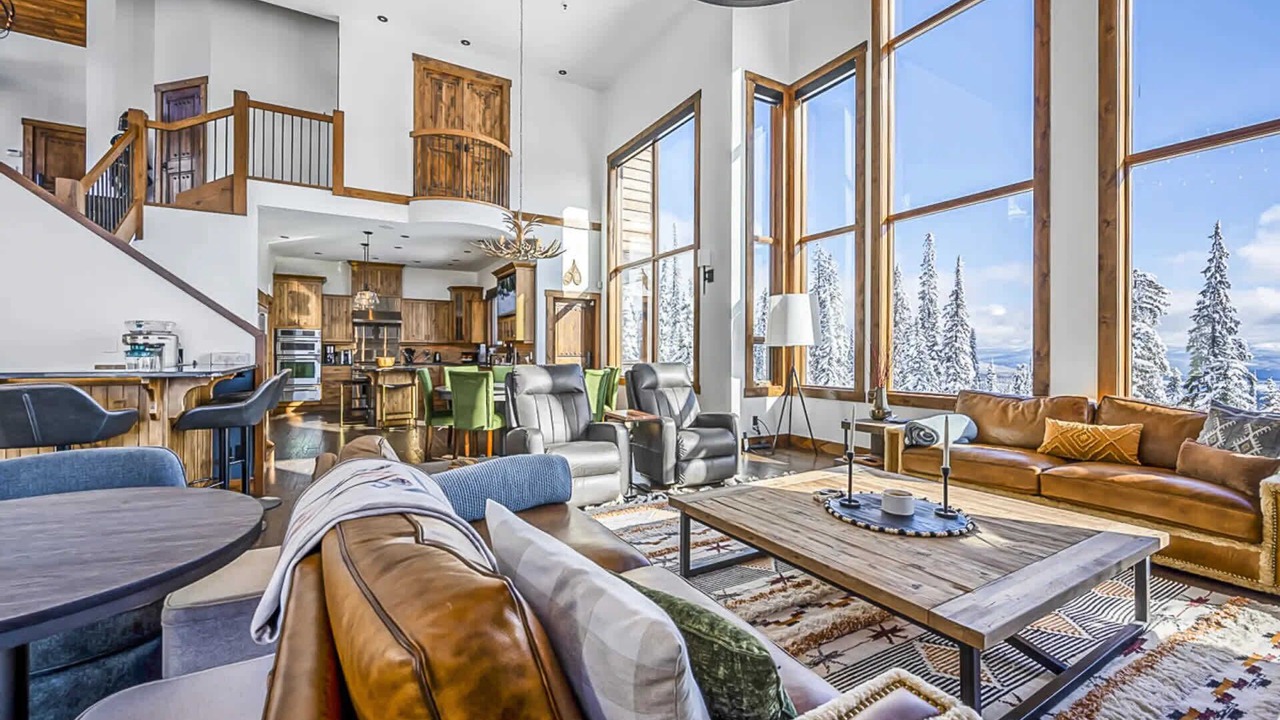 Photo of Livingroom in Big White Ski Resort
