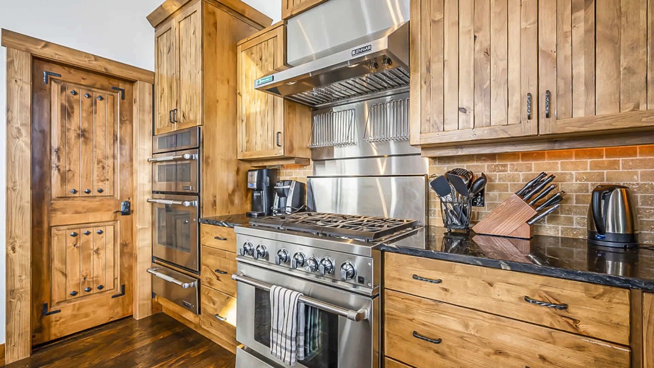 Photo of Kitchen in Big White Ski Resort