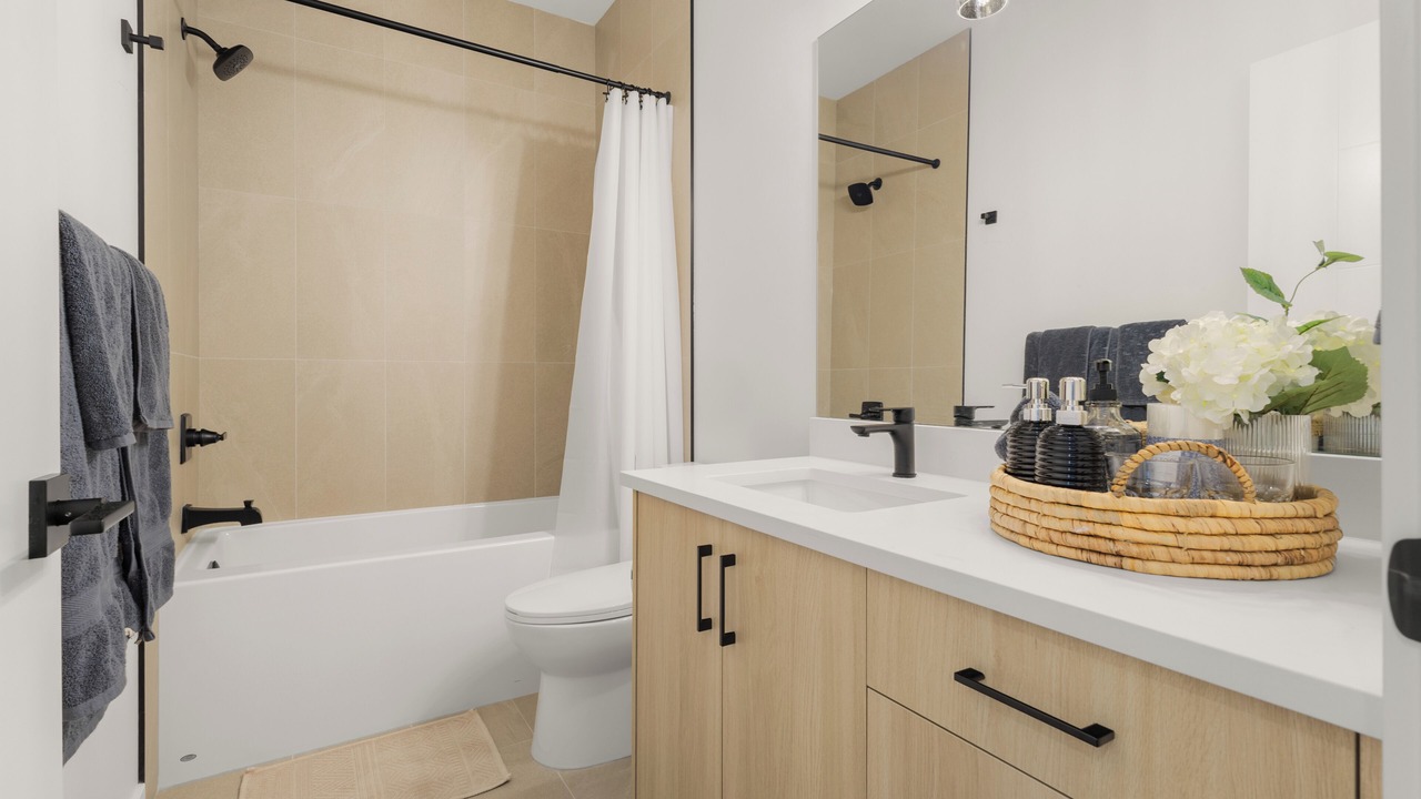 Photo of Bathroom in Shaganappi