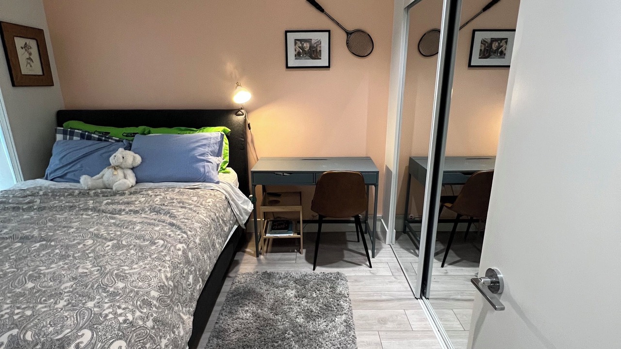 Photo of Bedroom in Kensington-Cedar Cottage