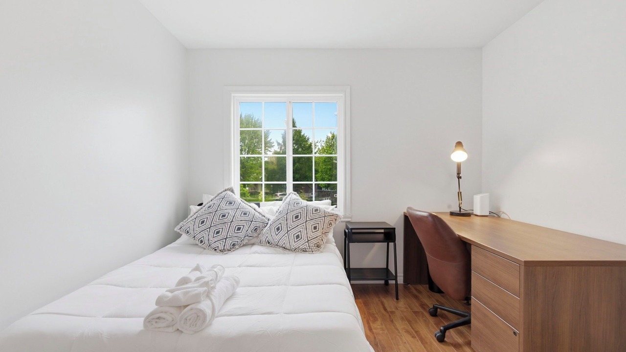 Photo of Bedroom in Brossard