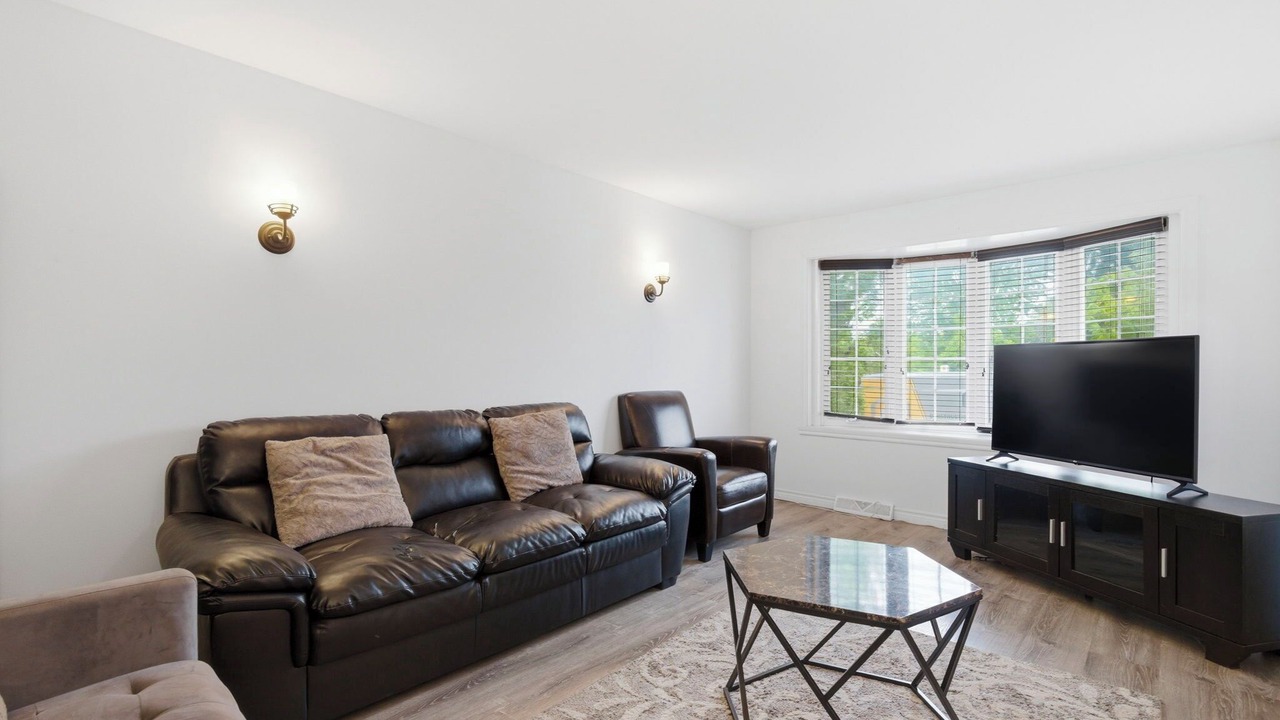 Photo of Livingroom in Brossard