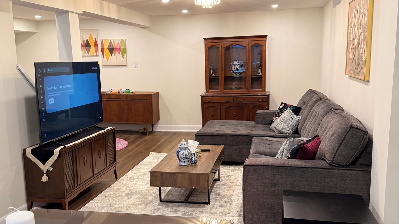 Photo of Livingroom in Aurora