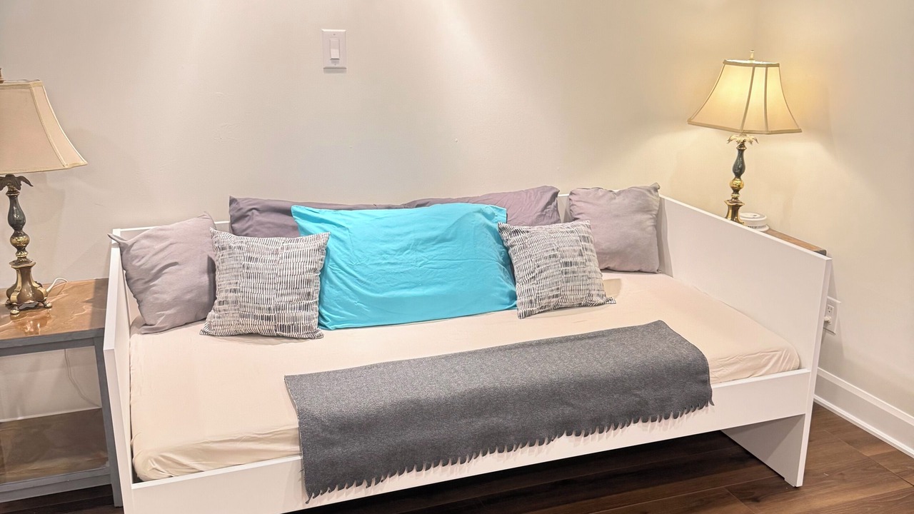 Photo of Bedroom in Aurora