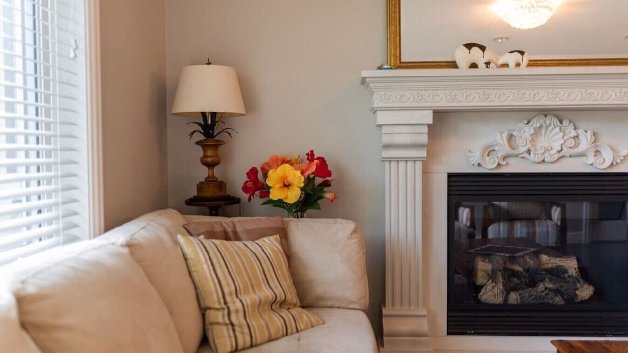 Photo of Livingroom in Upper Lonsdale