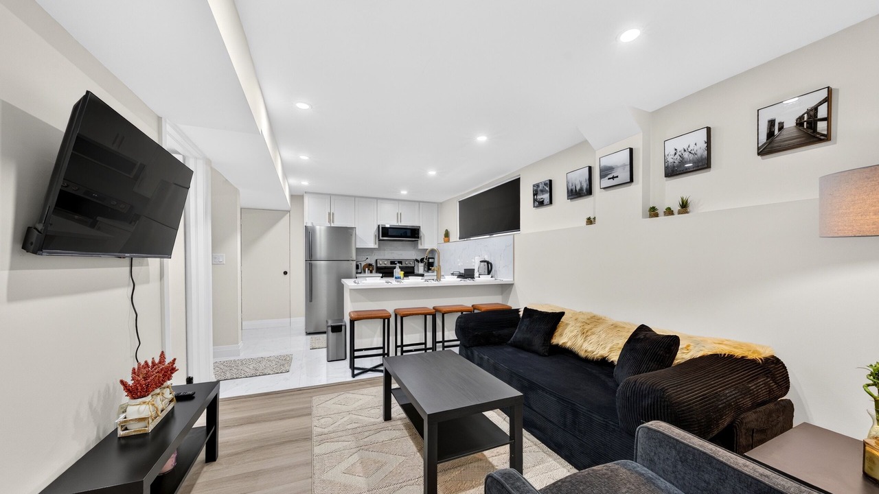Photo of Livingroom in Walkerville