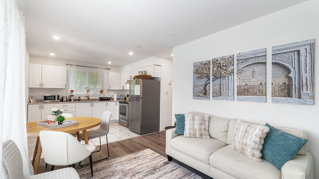 Photo of Livingroom in Barrie