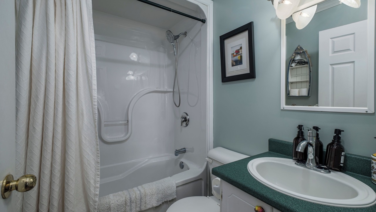Photo of Bathroom in Cavendish