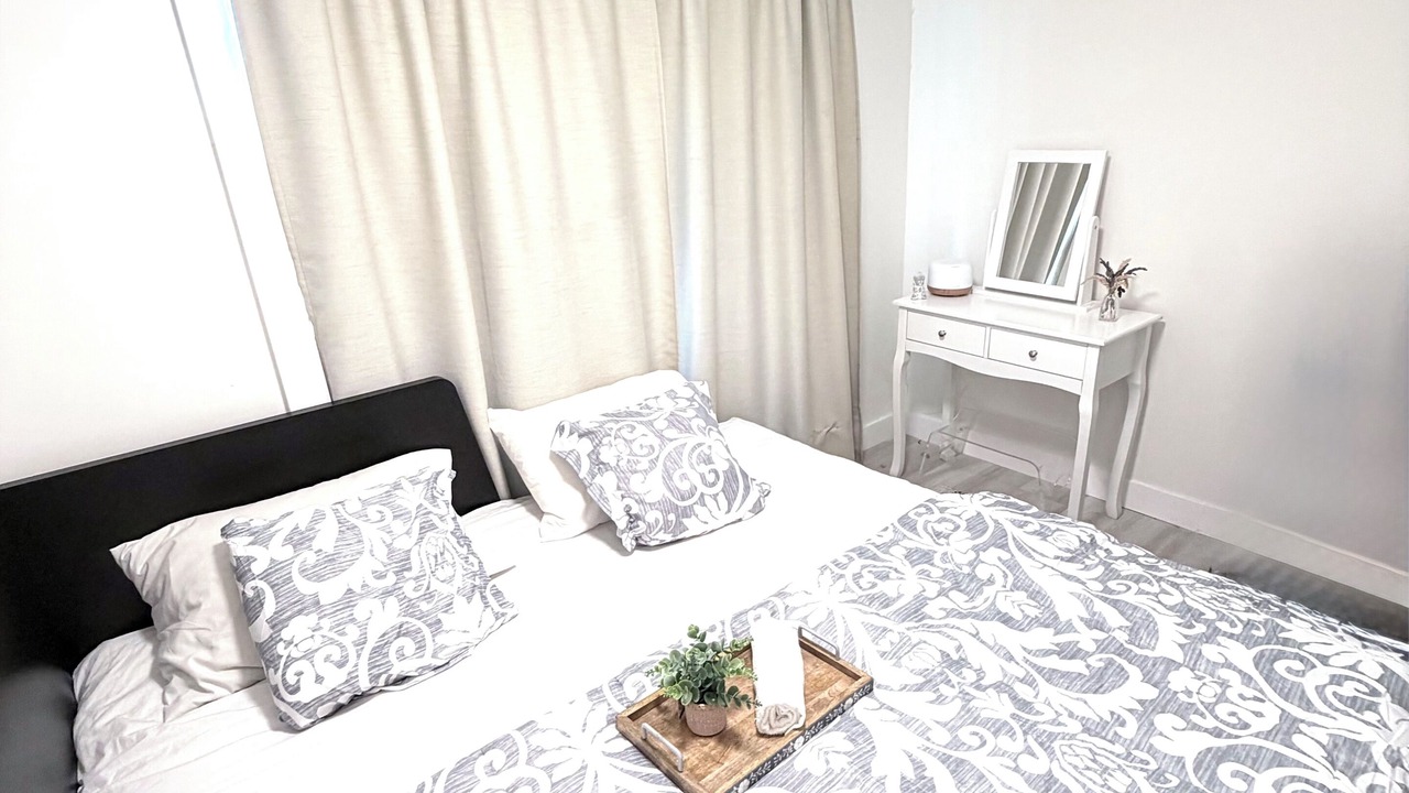 Photo of Bedroom in Delta
