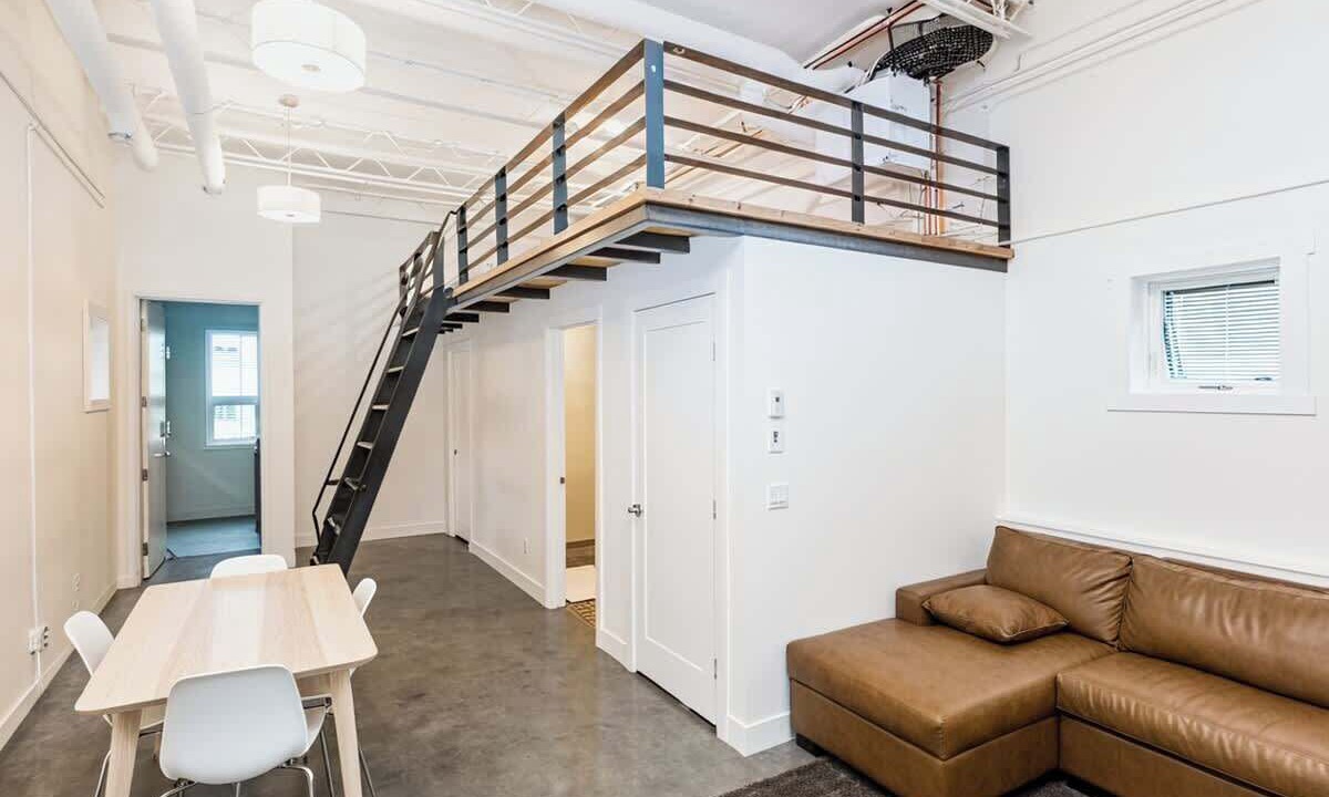 Photo of Livingroom in Bridgeland