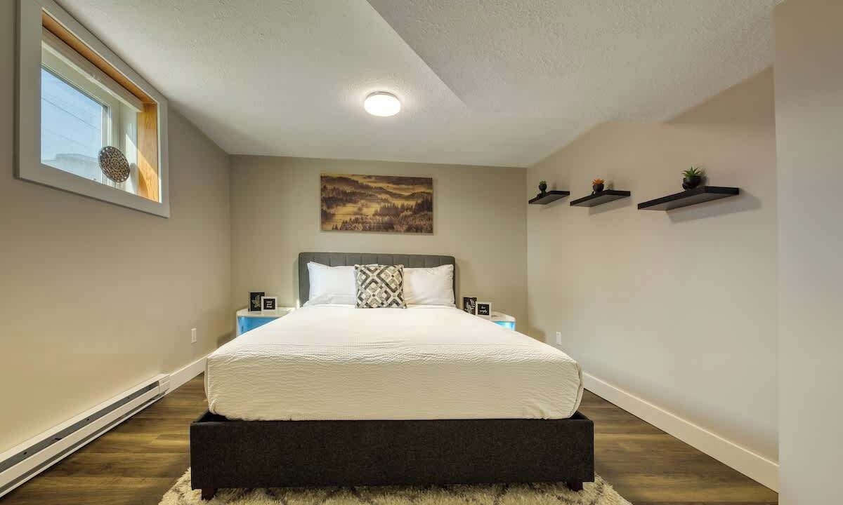 Photo of Others in Invermere