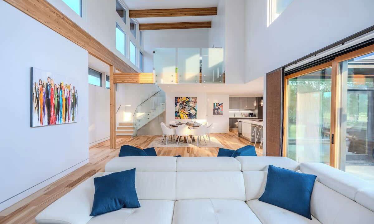 Photo of Livingroom in Invermere