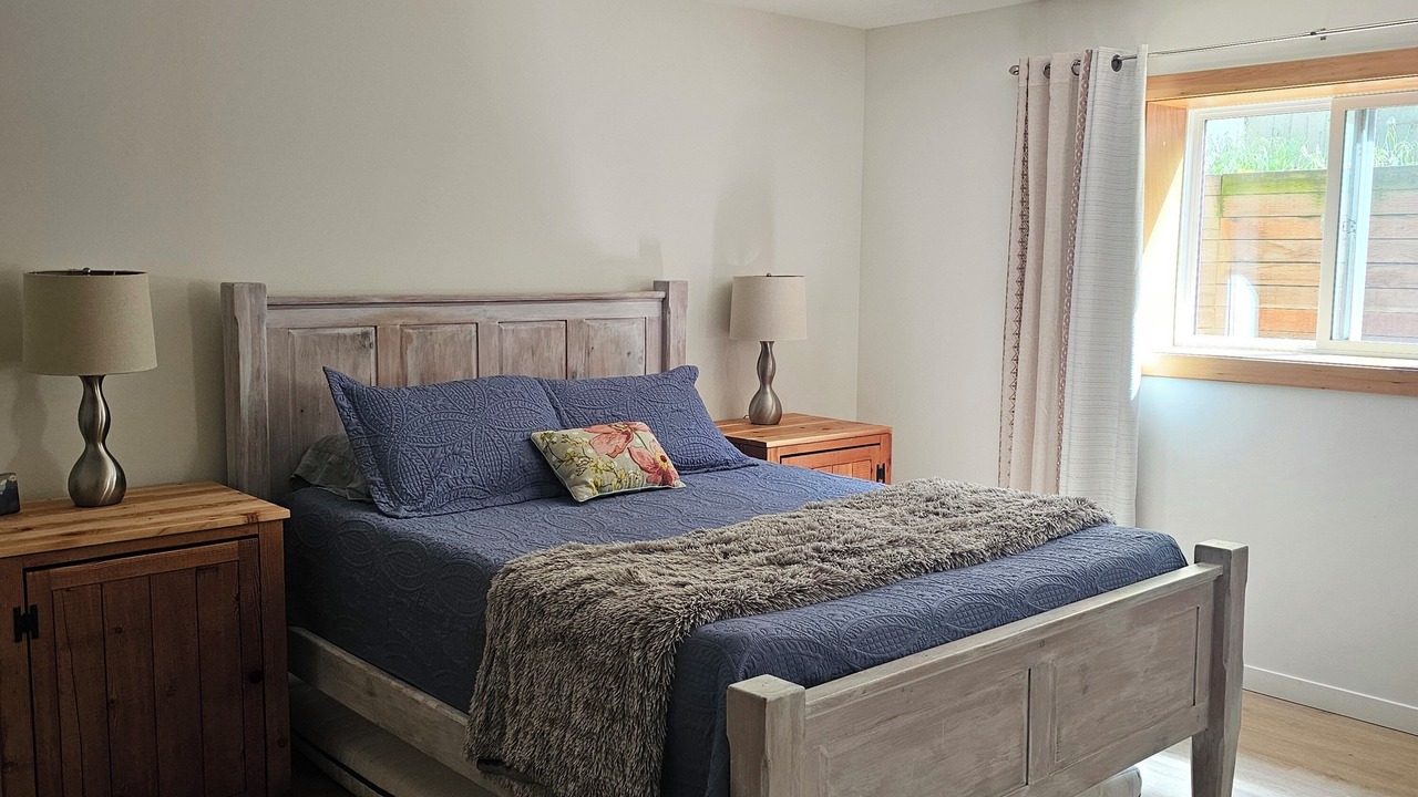 Photo of Bedroom in Okanagan-Similkameen