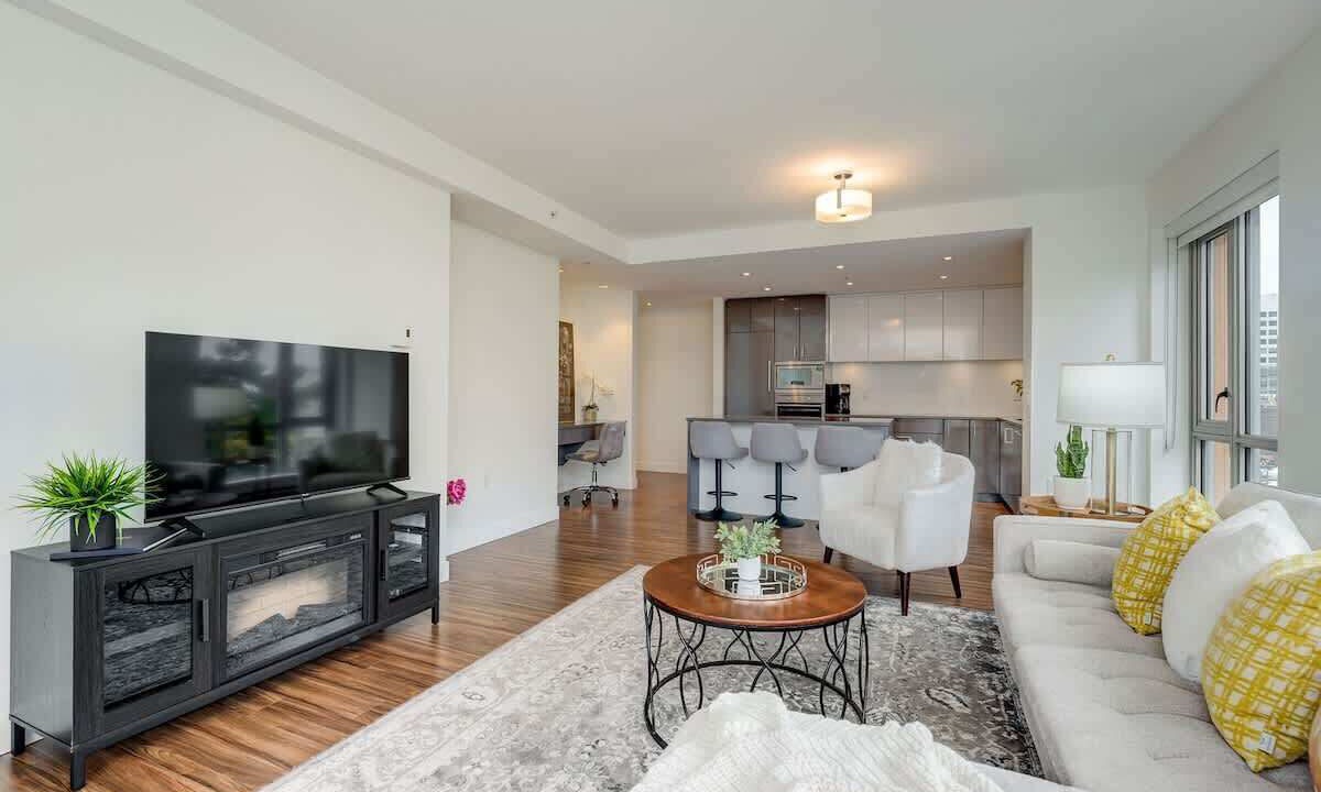 Photo of Livingroom in Downtown Victoria