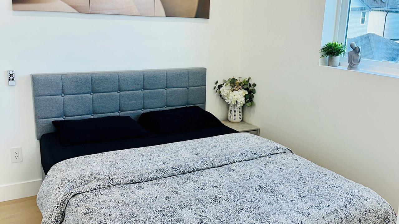 Photo of Bedroom in East Clayton