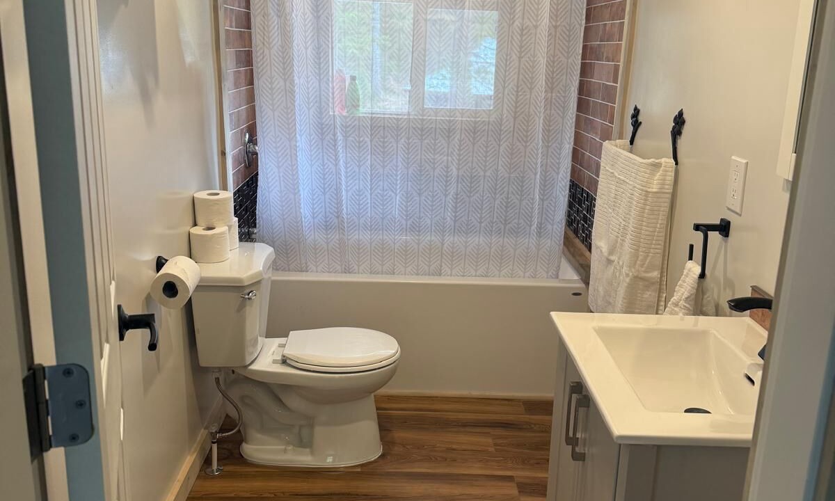 Photo of Bathroom in Eagle Creek