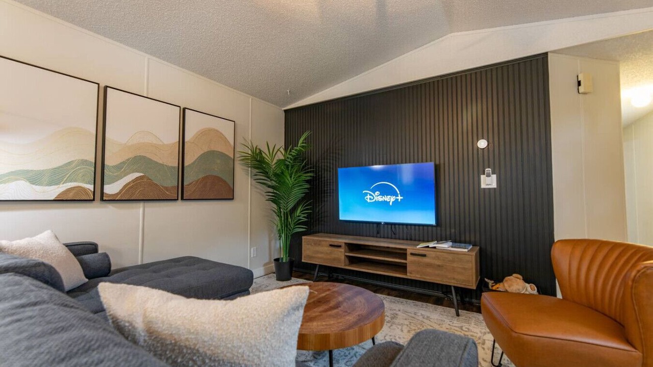 Photo of Livingroom in Hinton