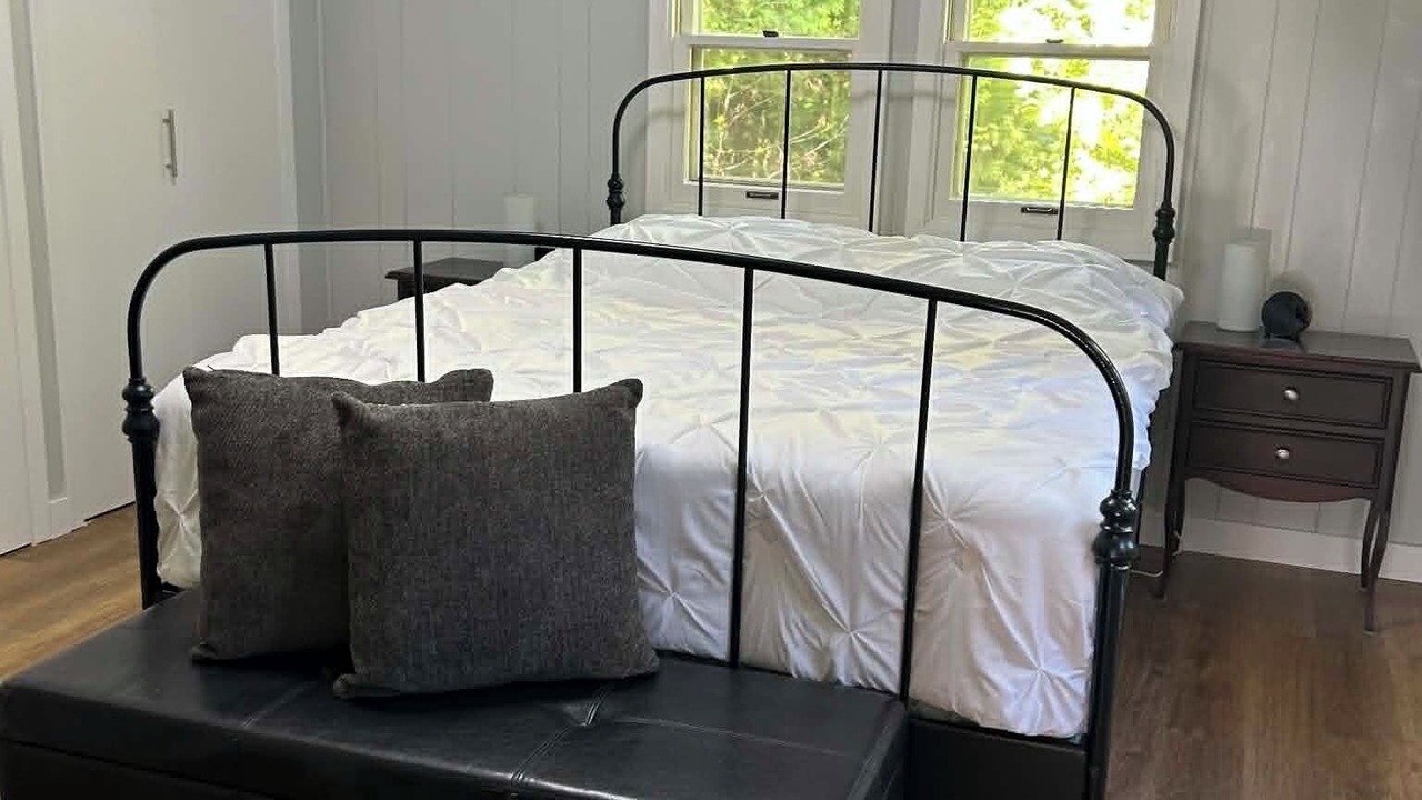 Photo of Bedroom in Sauble Beach