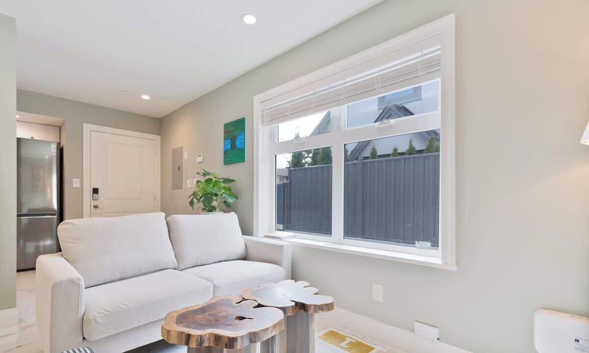 Photo of Livingroom in Sunset