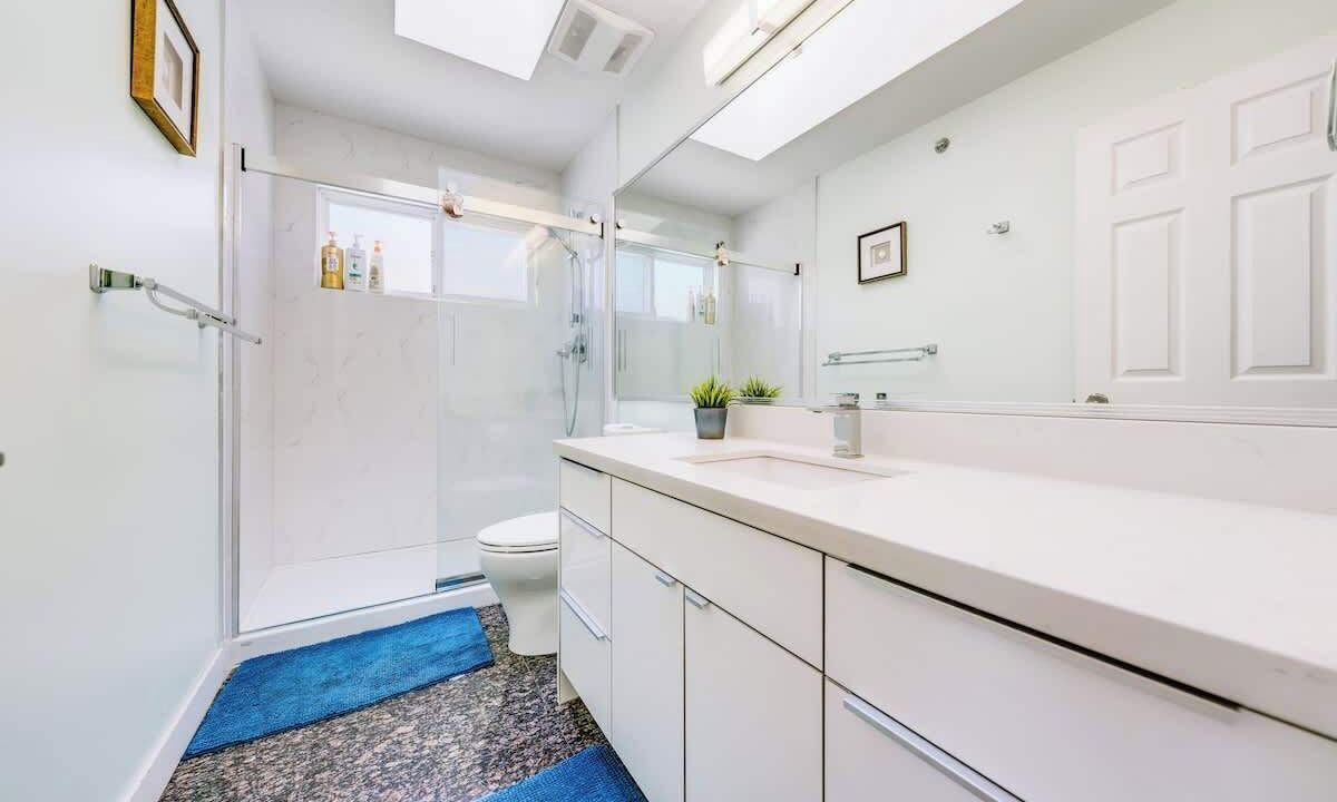 Photo of Bathroom in Marpole