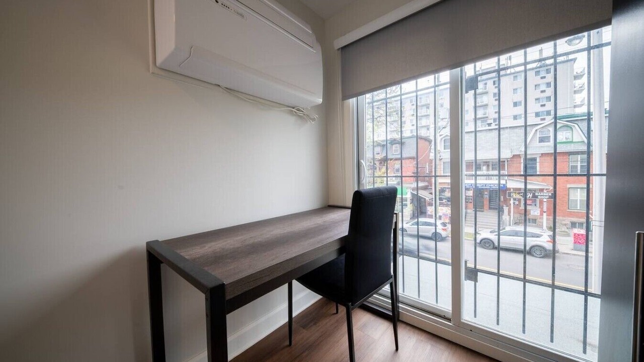 Photo of Others in Sandy Hill