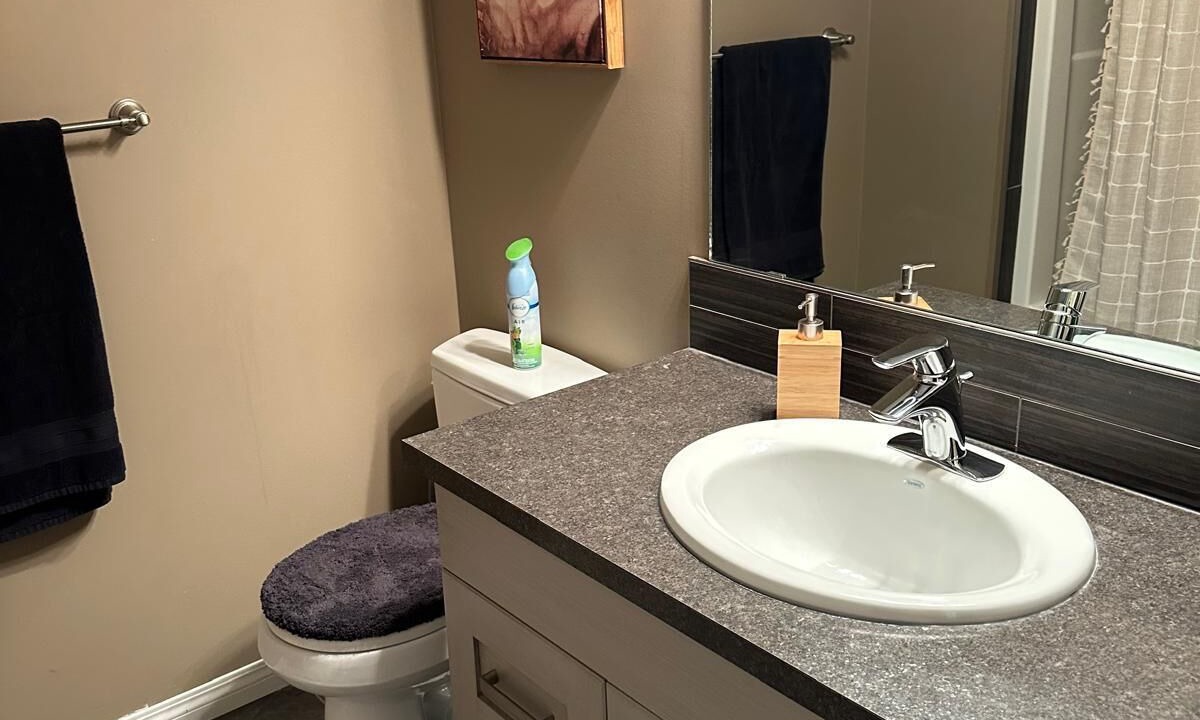 Photo of Bathroom in Fox Creek