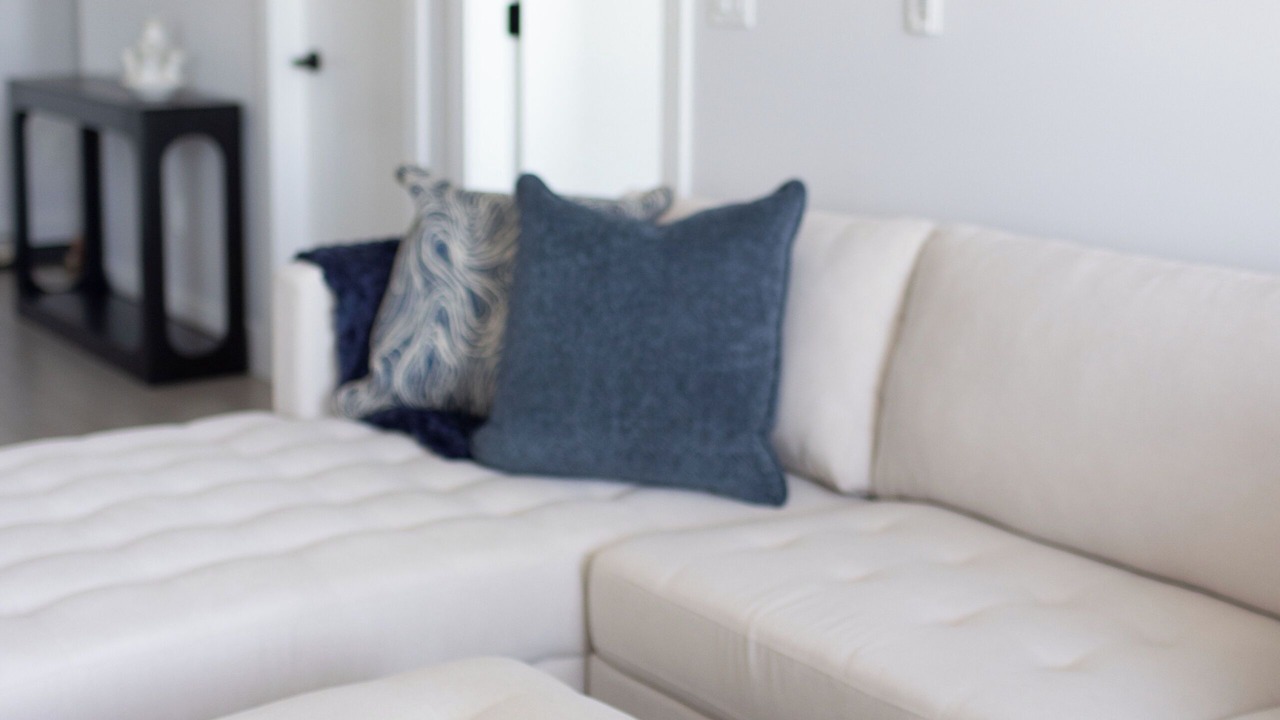 Photo of Livingroom in Langley