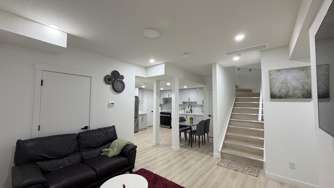 Photo of Livingroom in Southwest Edmonton