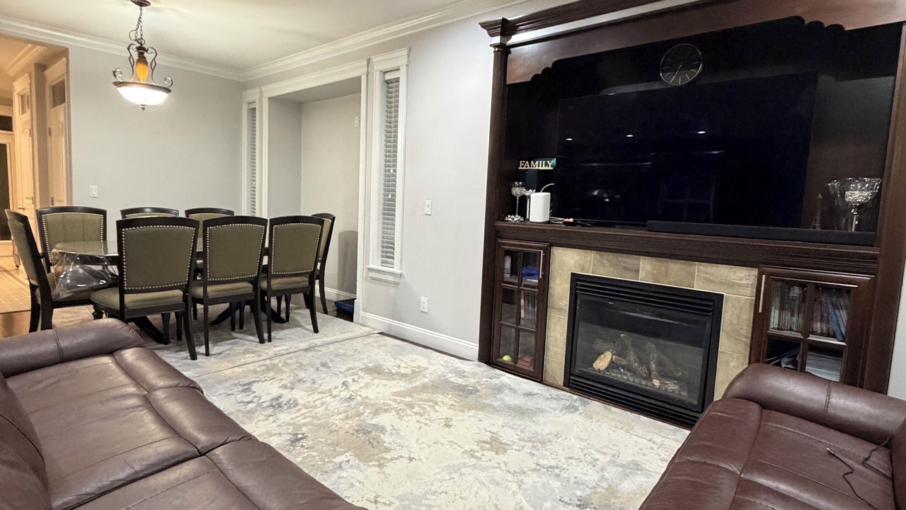 Photo of Livingroom in Southwest Gordon Estate