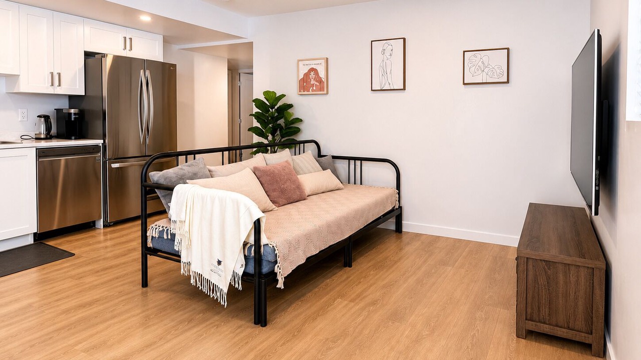 Photo of Livingroom in Surrey
