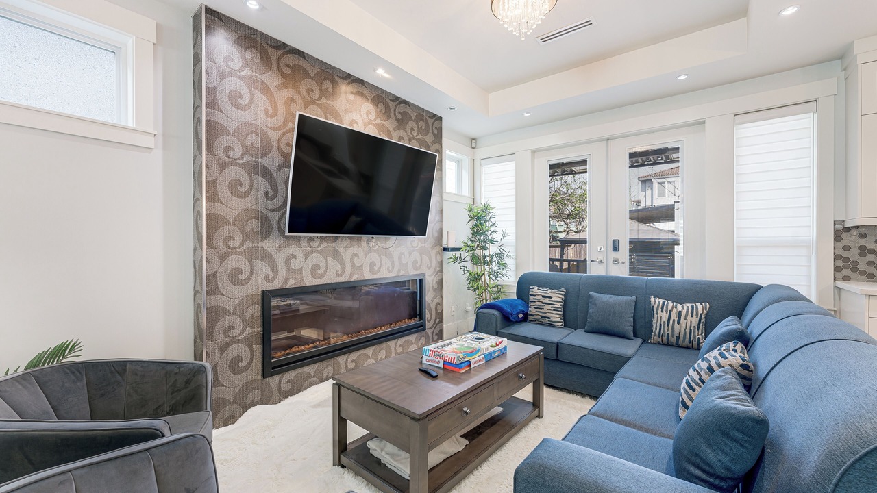 Photo of Livingroom in Vancouver South