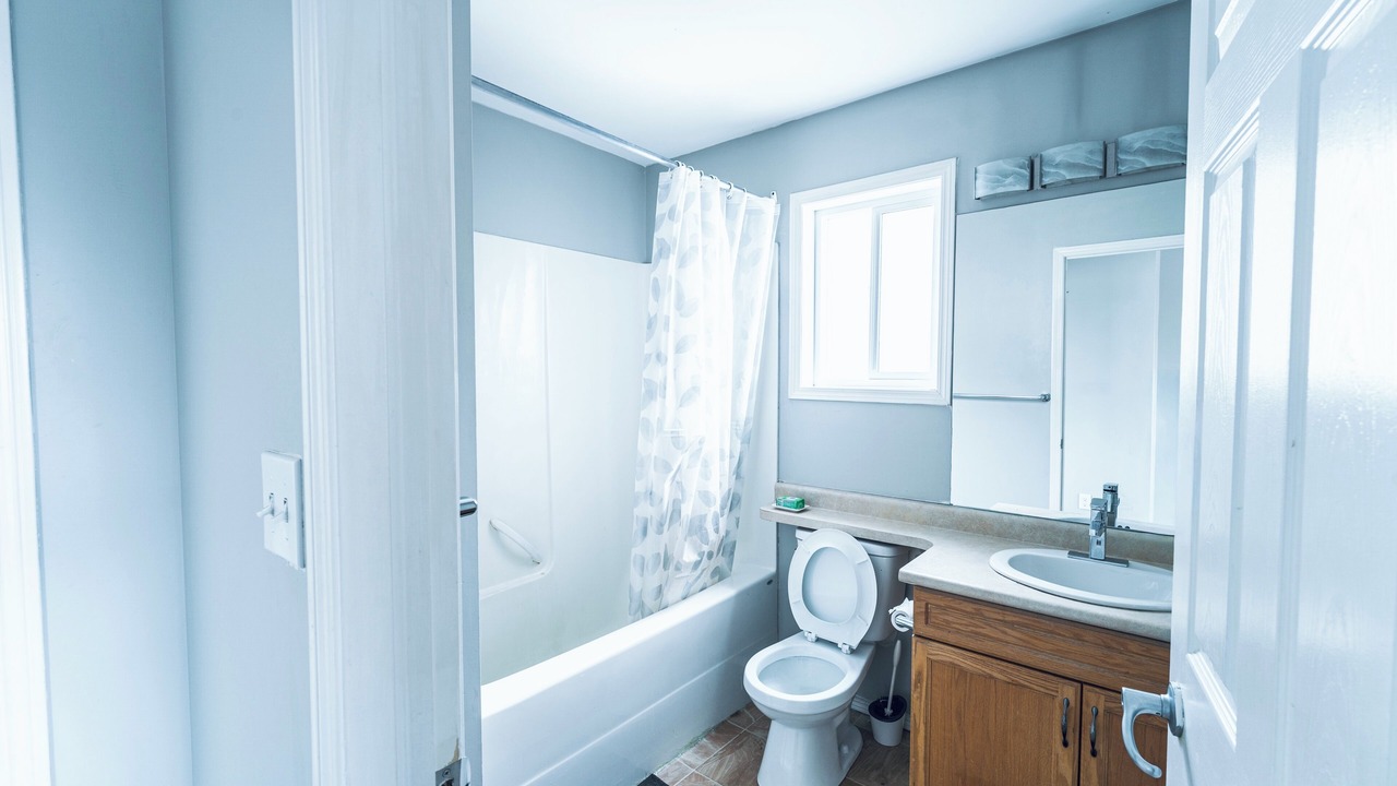 Photo of Bathroom in Transcona