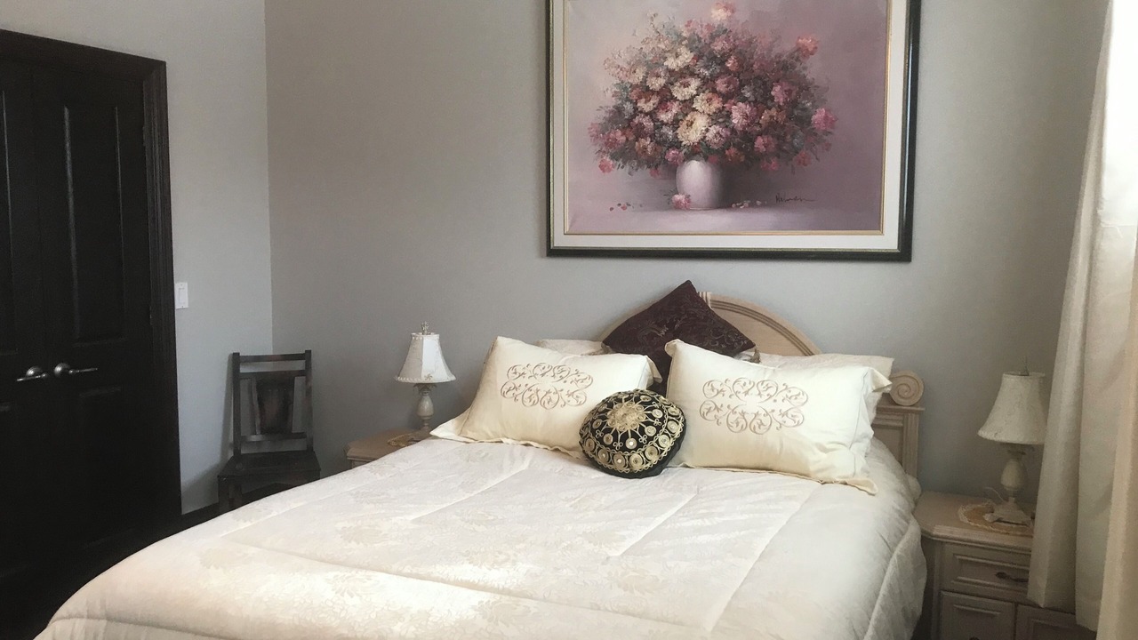 Photo of Bedroom in Fort Erie