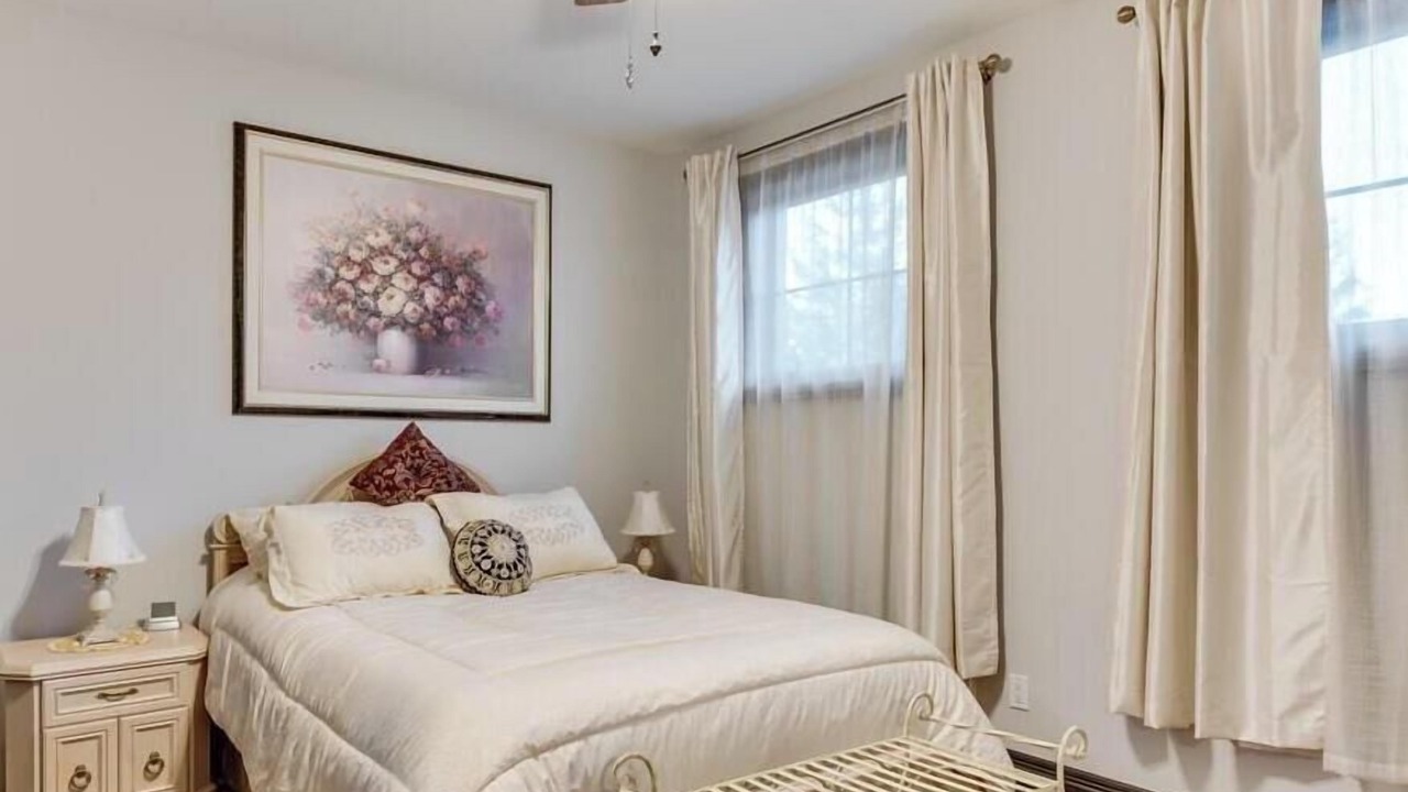 Photo of Bedroom in Fort Erie