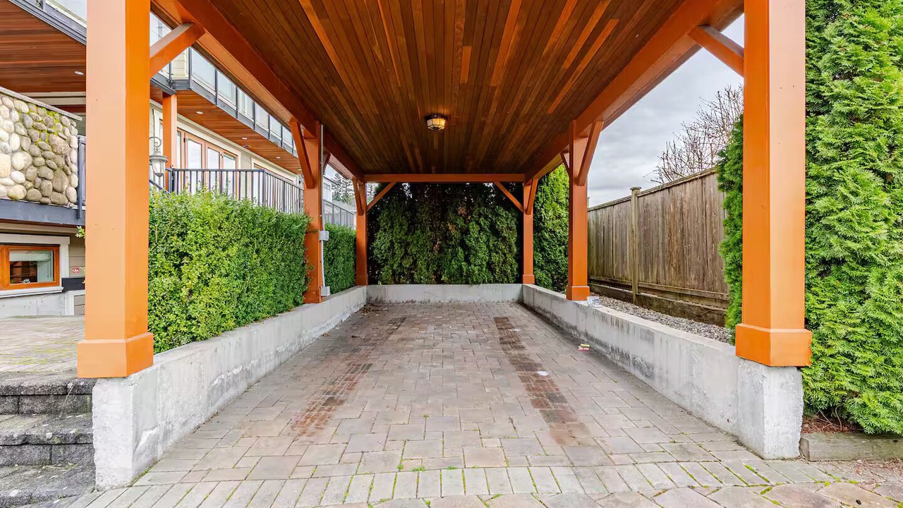 Photo of Outdoor in Upper Lonsdale